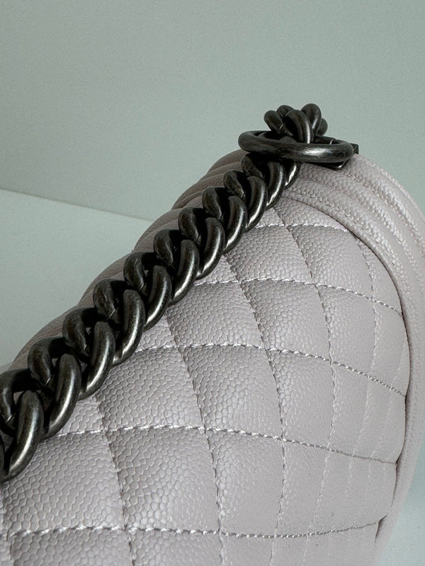 BOY BAG MEDIUM 25 IN PINK NUDE CALFSKIN