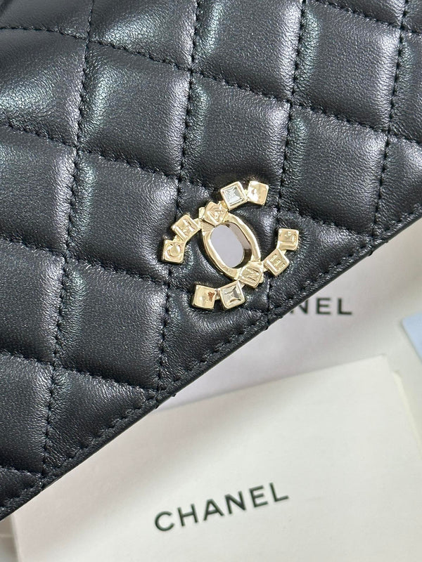 FLAP BAG 18 WITH HANDLE IN BLACK CALFSKIN GOLD HARDWARE