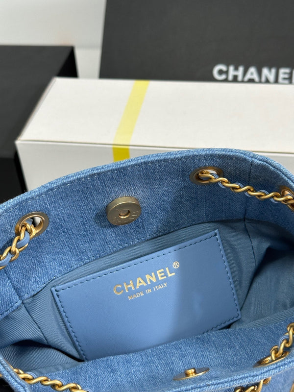 Zaino CC 25C 24,3 cm Demin Blu Denim lavato Hardware dorato 243645