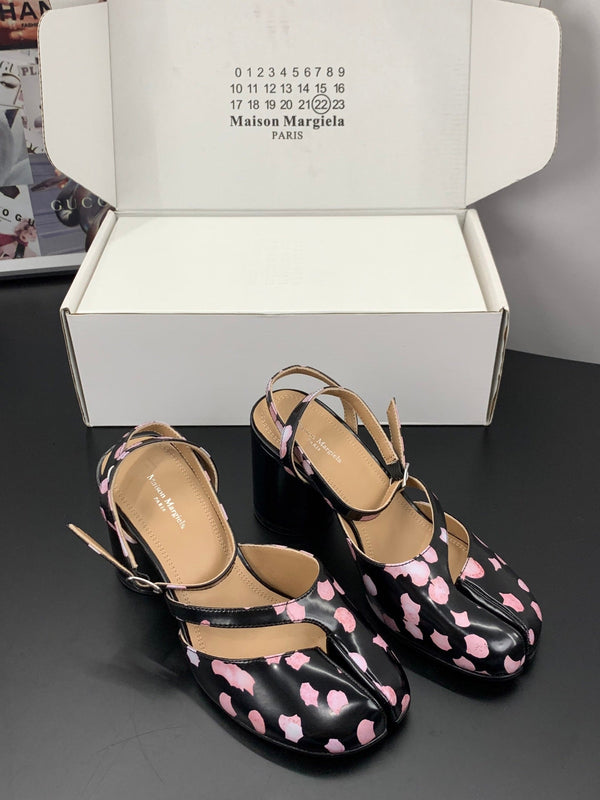 MM Tabi Slingback 6cm Black Pink Cowhide 895243