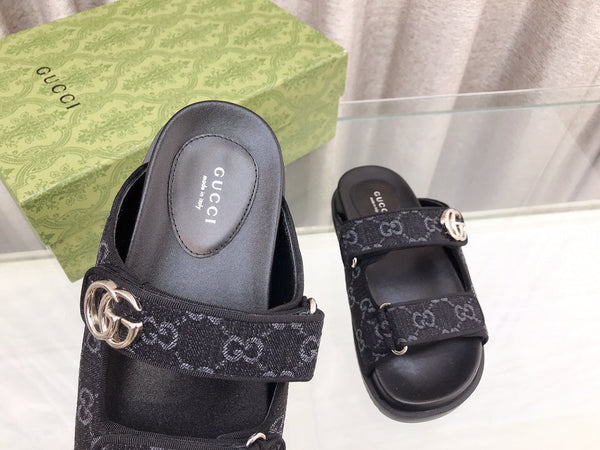 GG Rubber Sole Logo Sandals Black Caro