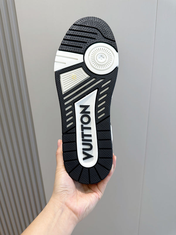 LV TRAINER BLACK DAMIER MIX WHITE GRAINED CALFSKIN