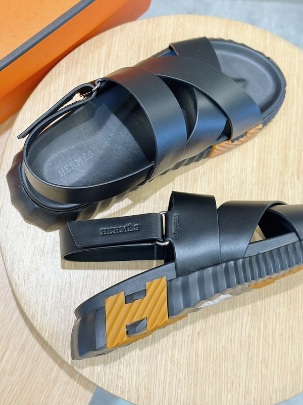 HM ELECTRIC SANDAL BLACK CALFSKIN