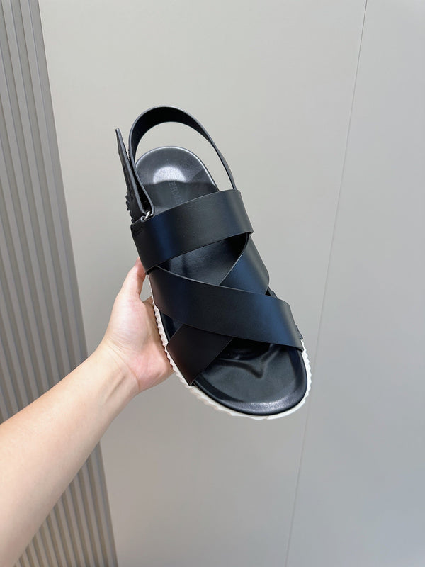 HM ELECTRIC SANDAL BLACK AND WHITE CALFSKIN