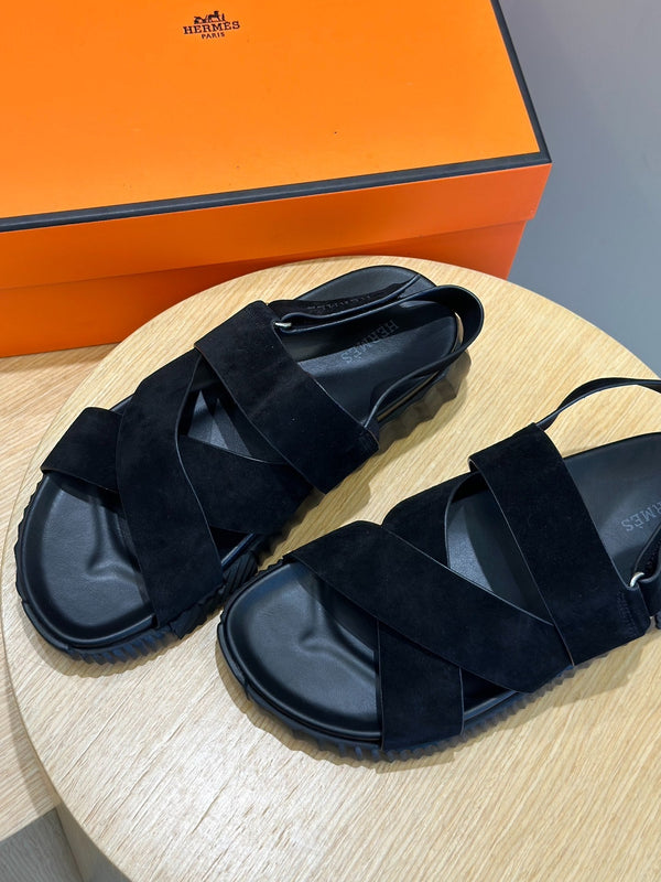 HM Men's Electric Sandals Black Suede 547689