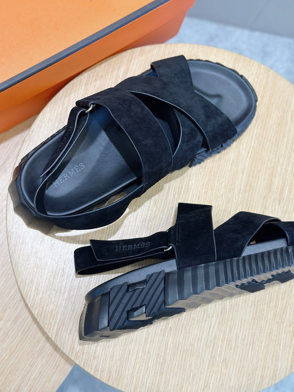 HM Men's Electric Sandals Black Suede 547689