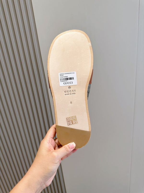 GG Men's Interlocking G Slides Brown Cowhide 547640