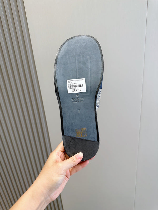 GG Men's Interlocking G Sandals Blue Cowhide 547647