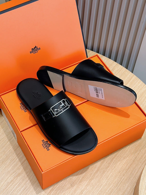 HM SILVER BUCKLE SLIPPERS BLACK CALFSKIN