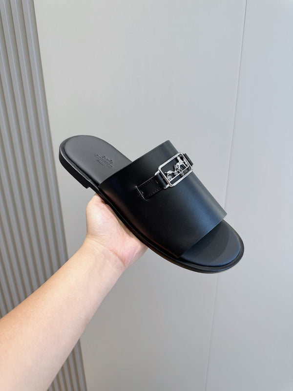 HM SILVER BUCKLE SLIPPERS BLACK CALFSKIN