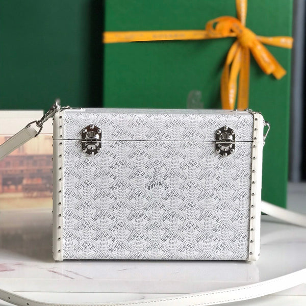 CASSETTE TRUNK BAG 21 IN WHITE GOYARDINE CANVAS & CLAMECY COWHIDE