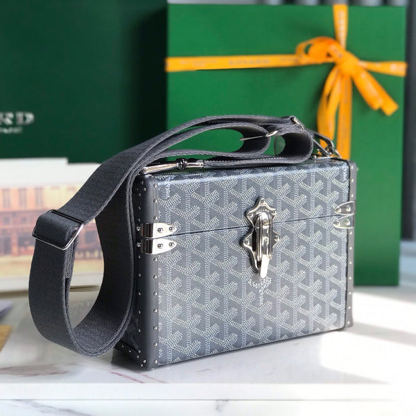 BORSA CASSETTE TRUNK 21 IN TELA GOYARDINE GRIGIA E PELLE DI VACCA CLAMECY