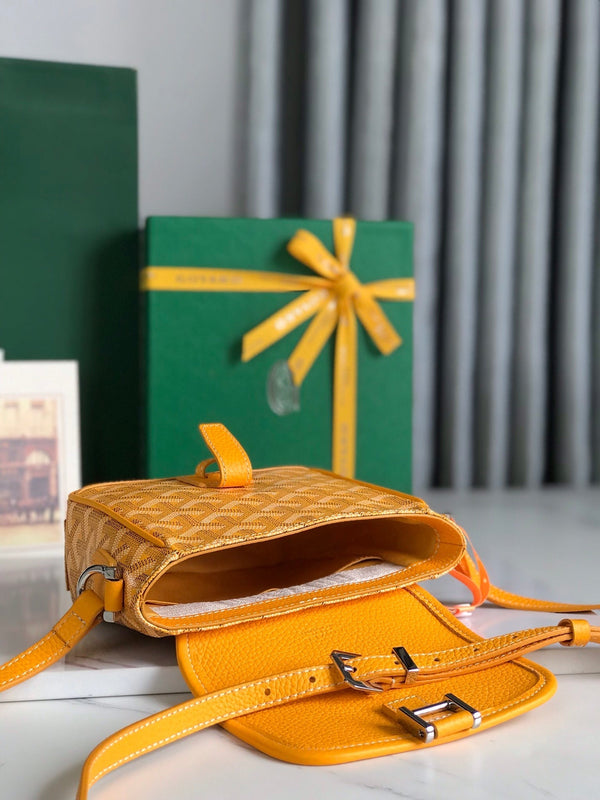 GRAND BLEU 16 IN TELA GOYARDINE GIALLA E PELLE DI AGNELLO