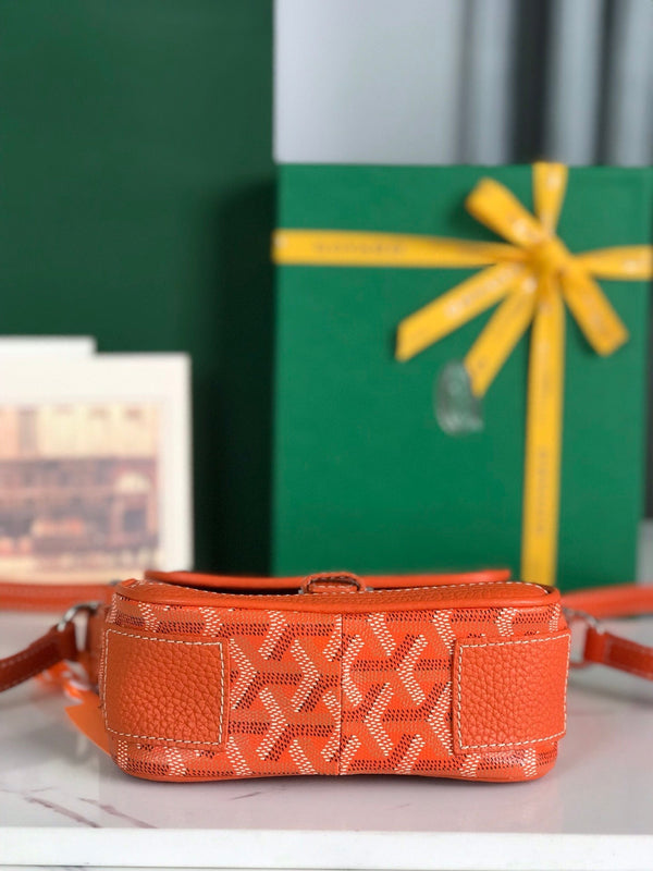 GRAND BLEU 16 IN TELA GOYARDINE ARANCIO E PELLE DI AGNELLO