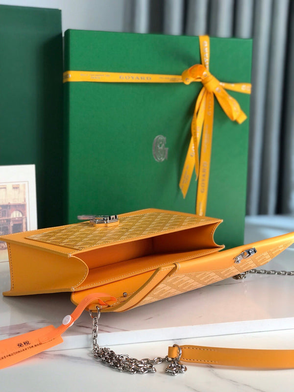 BORSA DUCHESSE MARIE-CAROLINE 25 IN TELA GOYARDINE GIALLA E PELLE DI VITELLO LISCIA