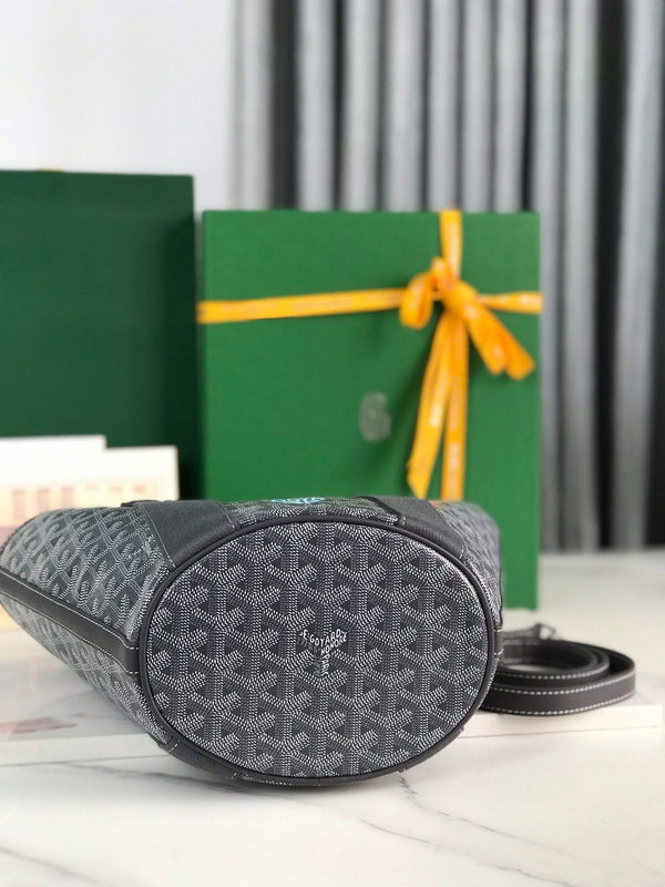 PICCOLO BELHARRA 24 IN TELA GOYARDINE GRIGIA E PELLE DI AGNELLO