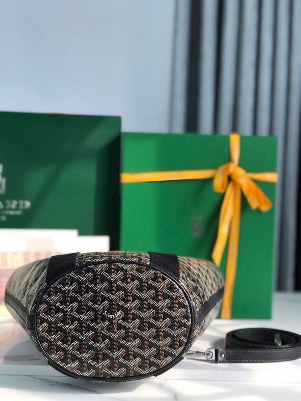 PICCOLO BELHARRA 24 IN TELA GOYARDINE NERA E PELLE DI AGNELLO