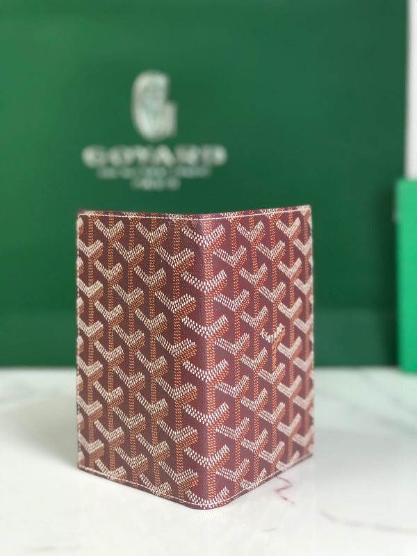 Custodia per passaporto Goyard Grenelle da 10 cm in tela bordeaux e pelle di vitello
