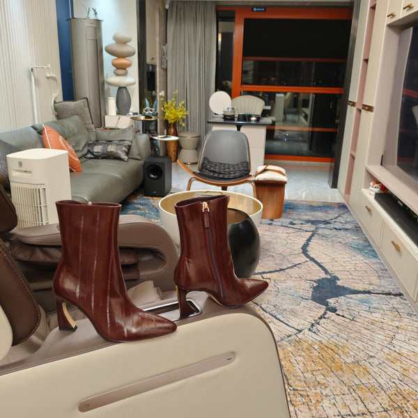 Fendi 25ss High-Heeled Boots Burgundy Sheepskin 502715