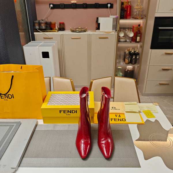 Fendi 25ss high-heeled boots red sheepskin 502717