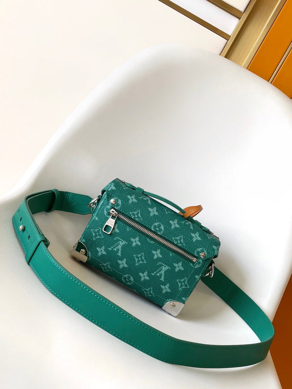 Borsa a mano LV Soul Trunk 19 cm Verde misto Tela Bianca Pelle 252098
