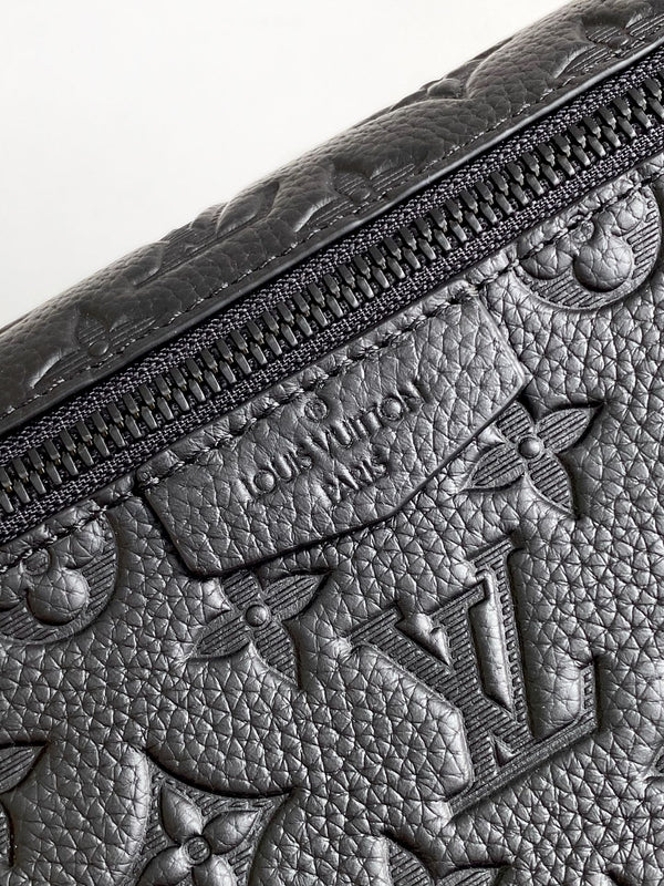 LV Pulse Messenger 26.6cm Black Monogram Shadow embossed calfskin