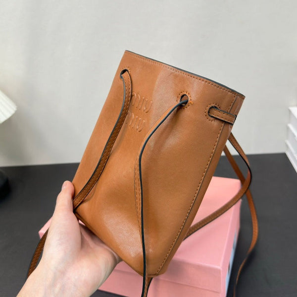 PHONE BAG 15 IN CINNAMON BROWN CALFSKIN