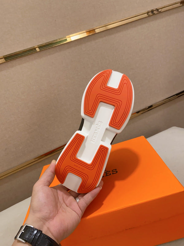 HM BOUNCING SNEAKER BLACK WEAVE