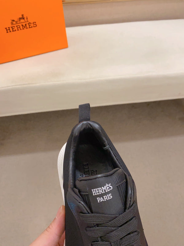 HM BOUNCING SNEAKER BLACK WEAVE