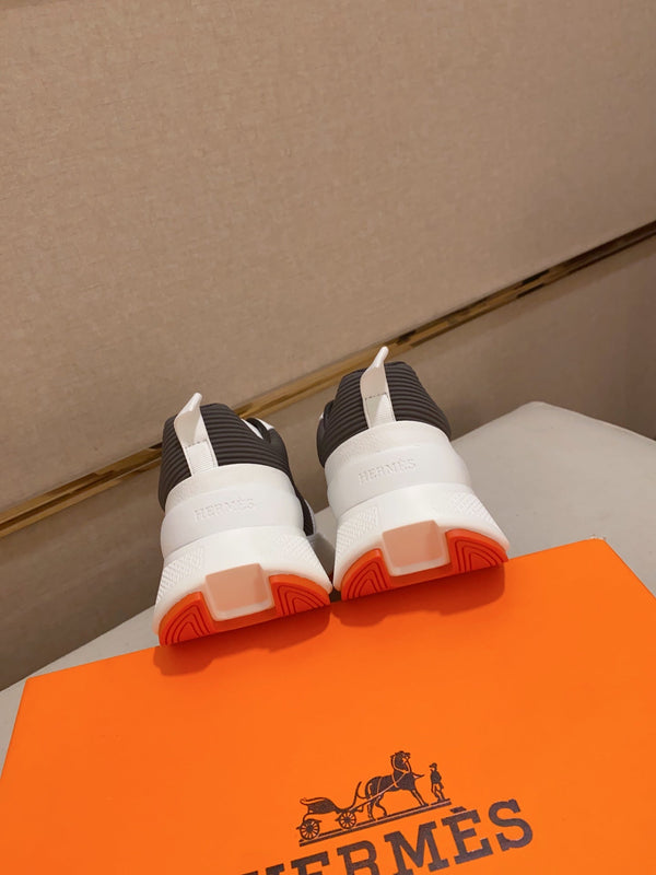 HM BOUNCING SNEAKER BROWN WEAVE