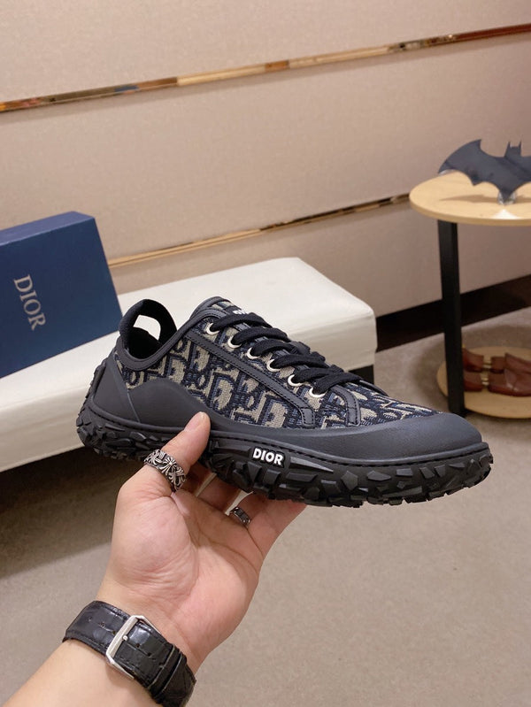 CD B28 LOW SHOES BLACK AND BEIGE JACQUARD