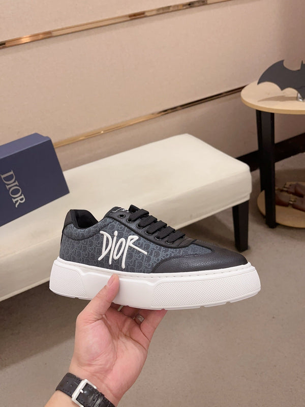 CD HOMME THICK-SOLE SNEAKERS BLACK CALFSKIN