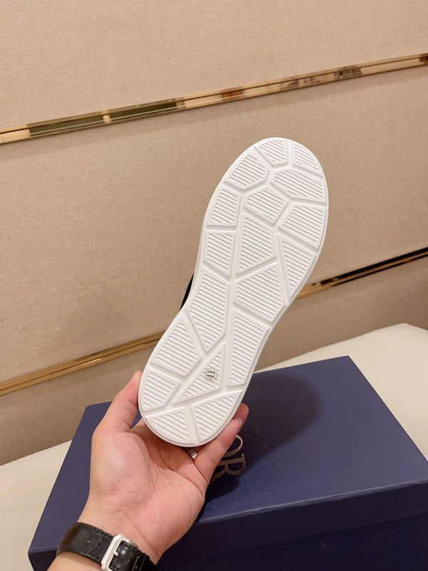 CD B23 SLIP ON RUSSET SUEDE AND JACQUARD