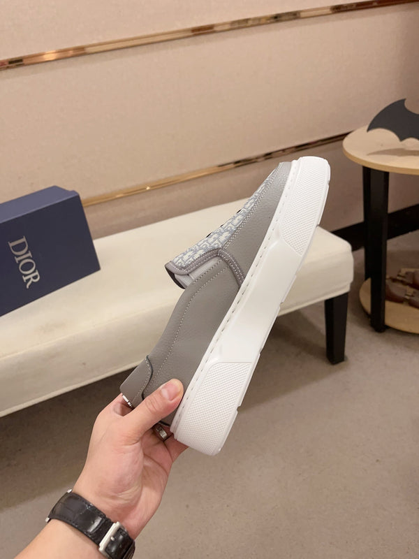 CD B23 SLIP ON GRAY CALFSKIN AND JACQUARD