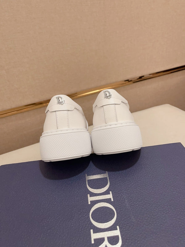 CD B23 SLIP ON WHITE CALFSKIN AND JACQUARD