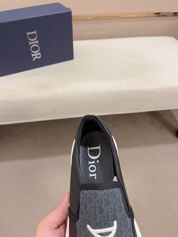 CD B23 SLIP ON BLACK CALFSKIN AND JACQUARD