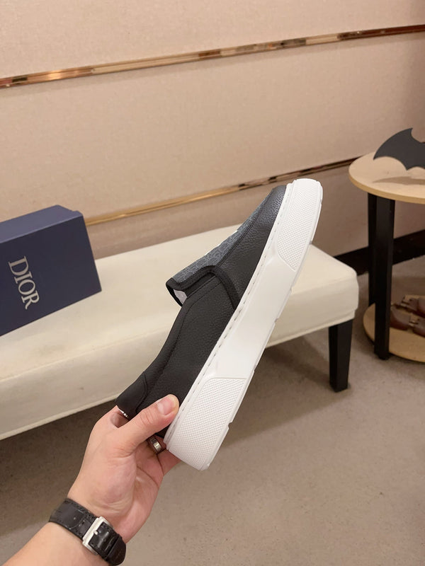 CD B23 SLIP ON BLACK CALFSKIN AND JACQUARD