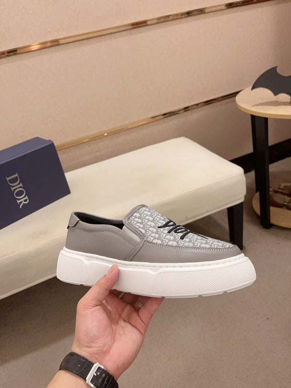 CD B23 SLIP ON GRAY CALFSKIN AND JACQUARD