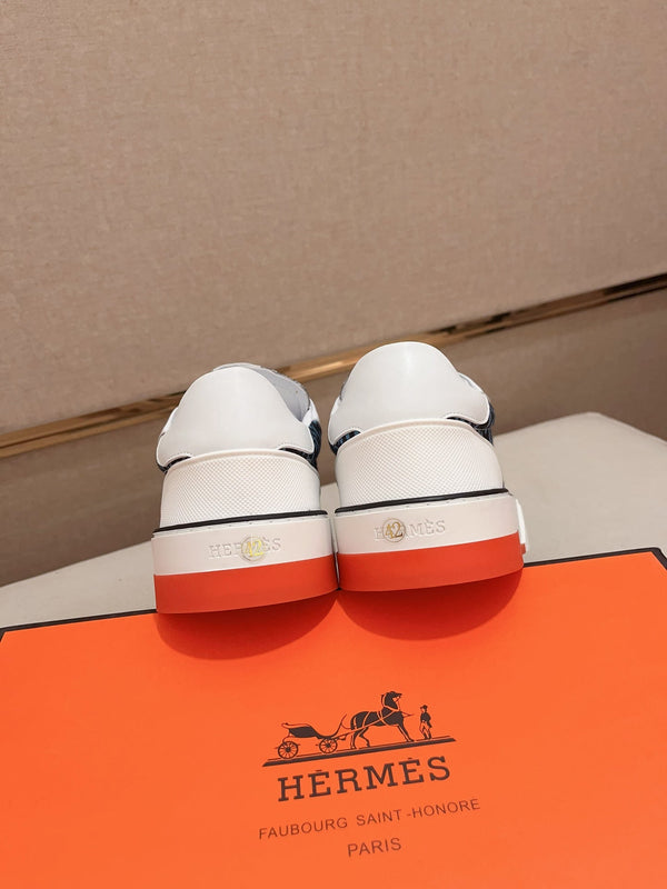 HM DAY SNEAKER SKY AND BLACK FABRIC