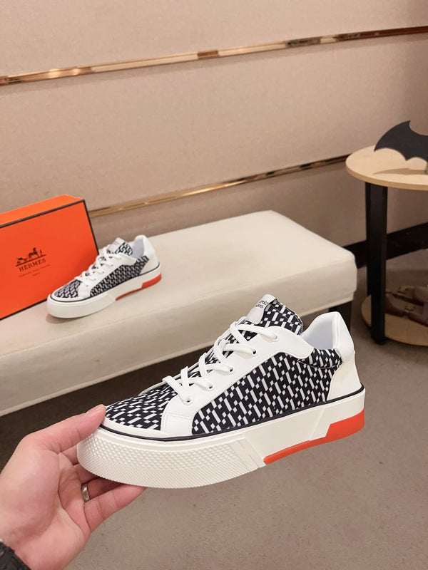 HM DAY SNEAKER BLACK AND WHITE FABRIC