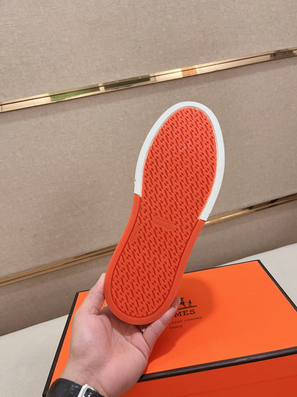 HM DAY SNEAKER BLACK AND WHITE FABRIC