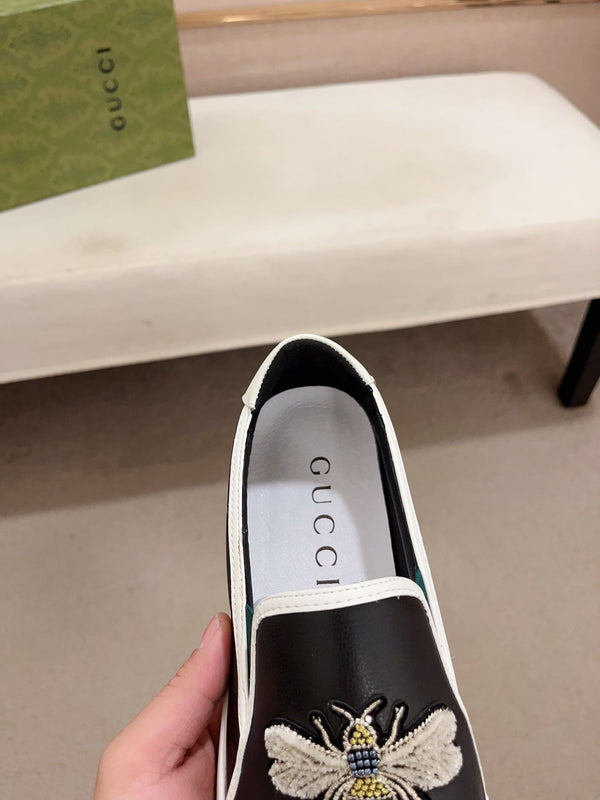 GG Men's Slip on Bee Black Cowhide 533939