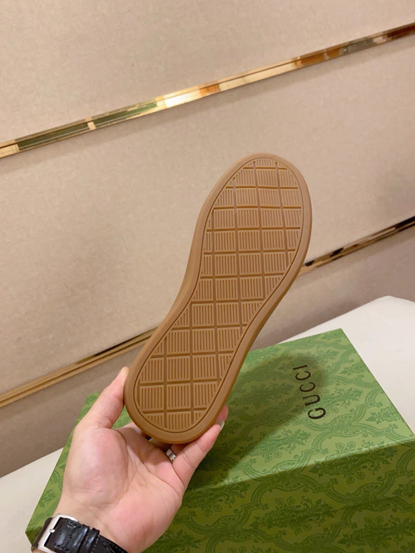 GG Men's Slip on Loafer Black Embossed Cowhide 533951