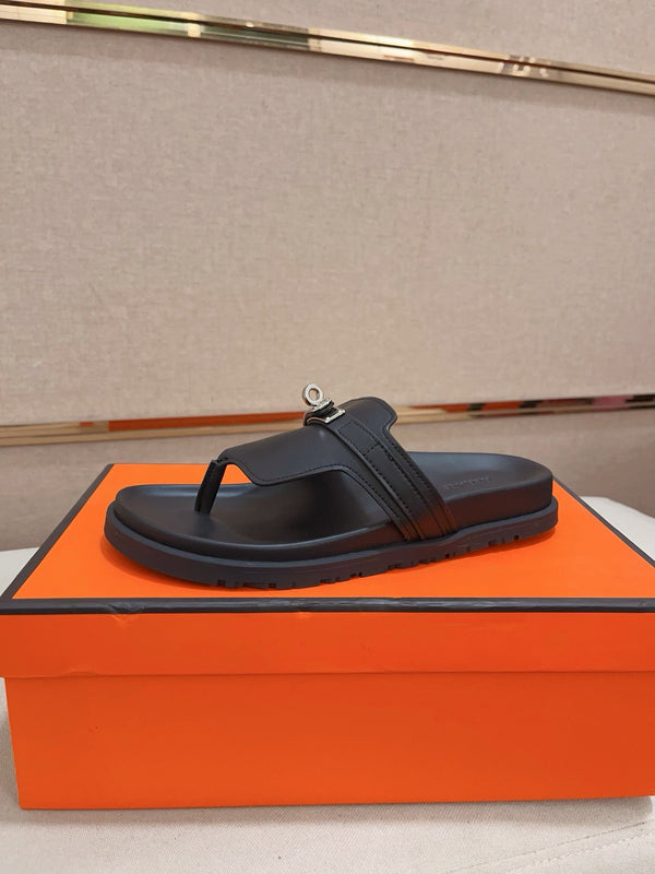 HM Men's Thong Sandals Black Cowhide 564392