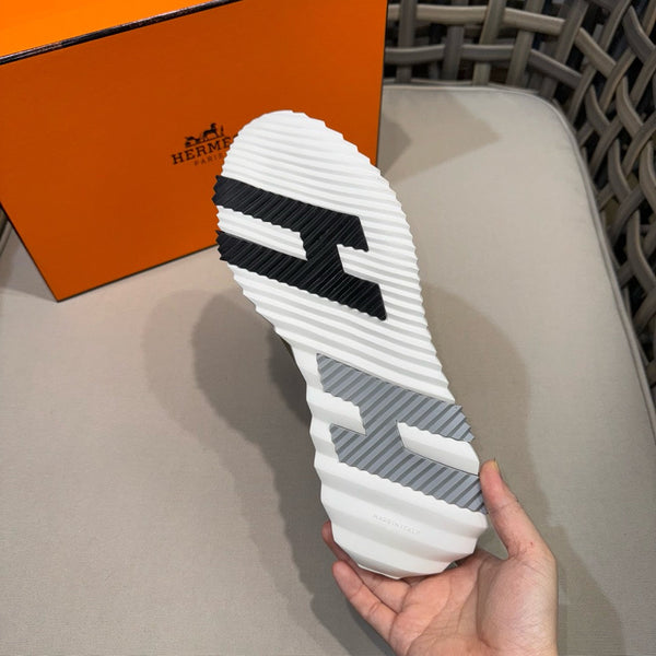 HM Men's Bouncing Sneaker Moss Green Calfskin Suede