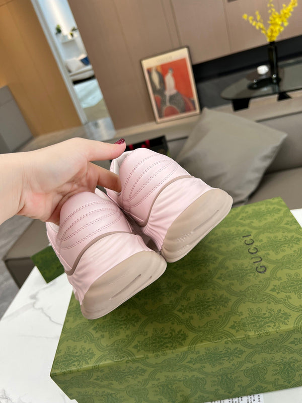 GG RIPPLE TRAINER IN PELLE DI AGNELLO ROSA PASTELLO CHIARO