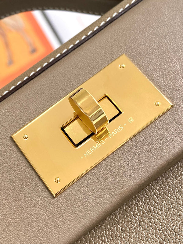 HM 24/24 Mini Bag 21cm Etoupe Evercolor Leather Gold Hardware