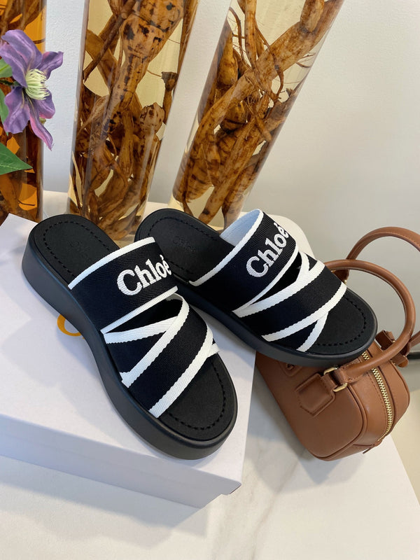 CHLOÉ WOODY WEDGE SANDALS IN BLACK MIX WHITE CANVAS WITH RUBBER SOLE