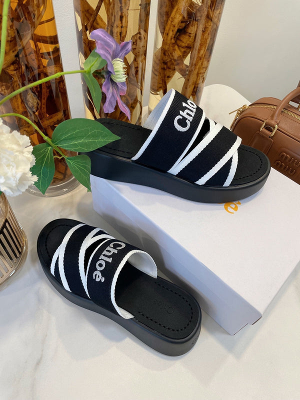 CHLOÉ WOODY WEDGE SANDALS IN BLACK MIX WHITE CANVAS WITH RUBBER SOLE