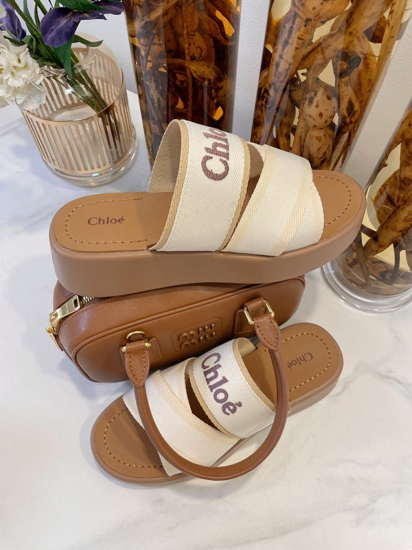 CHLOÉ WOODY WEDGE SANDALS IN WHITE CANVAS WITH CIDER BROWN RUBBER SOLE